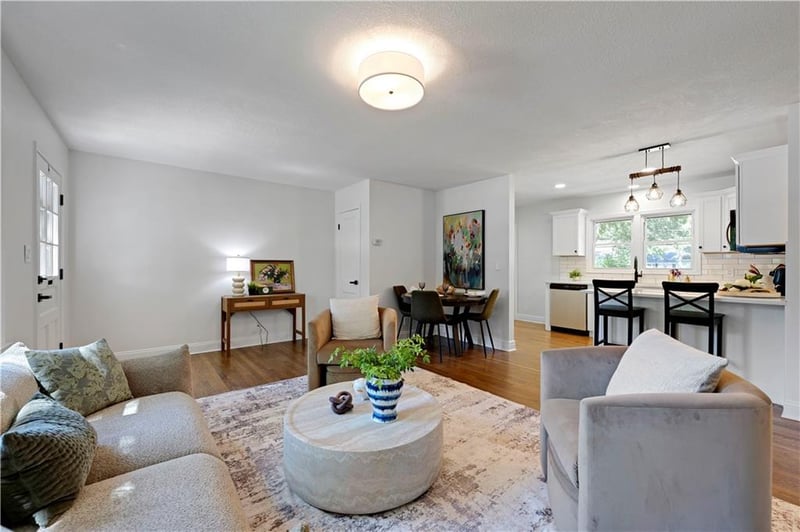 5408 W 72nd St, Prairie Village, KS 66208