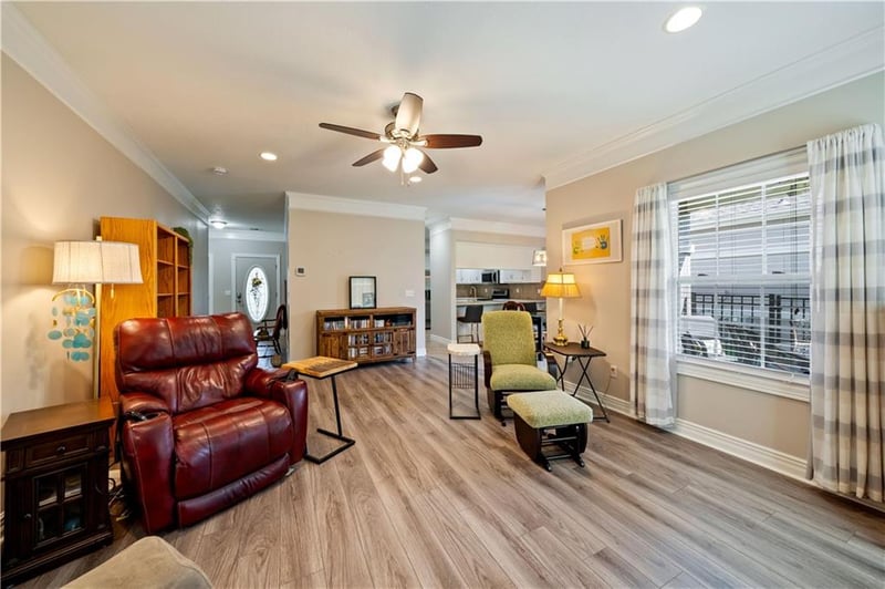 2709 NE Sonora Valley Dr, Blue Springs, MO 64014