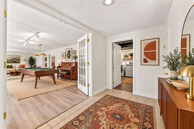 912 W 98th St, Kansas City, MO 64114