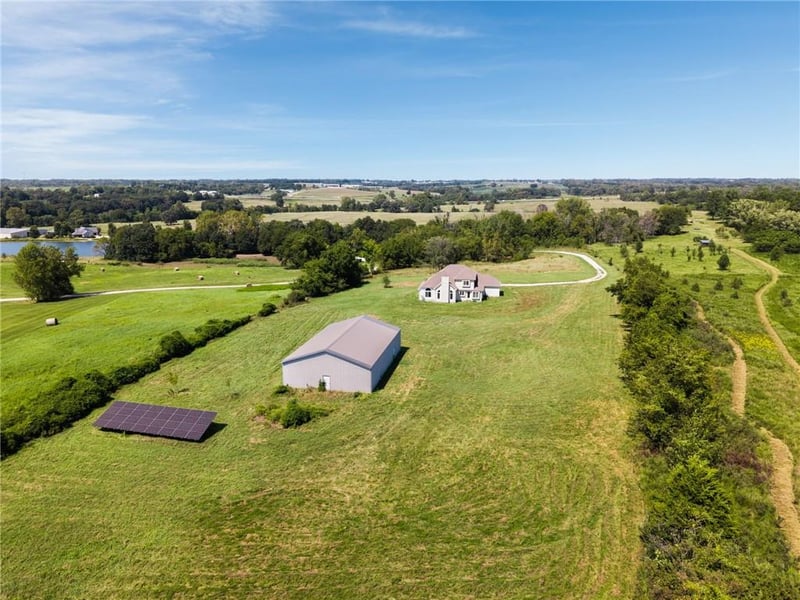 1910 600th Rd, Kingsville, MO 64061