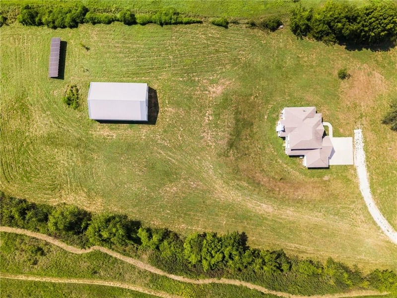 1910 600th Rd, Kingsville, MO 64061