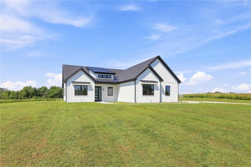 5600 SE Us 69 Hw, Lawson, MO 64062