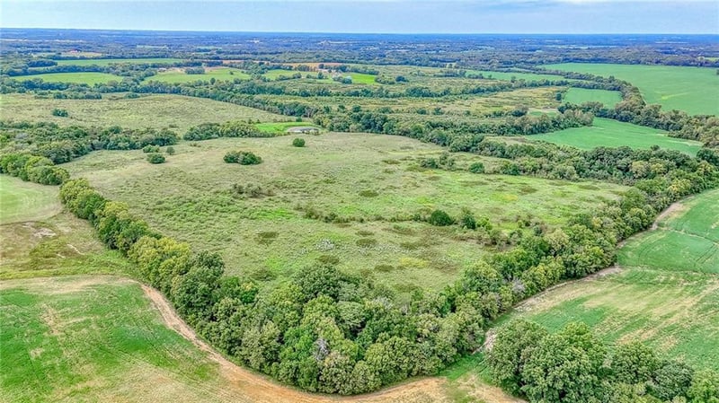 1143 SW 1801st Rd, Latour, MO 64747