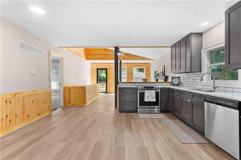11509 E 75th St, Kansas City, MO 64138