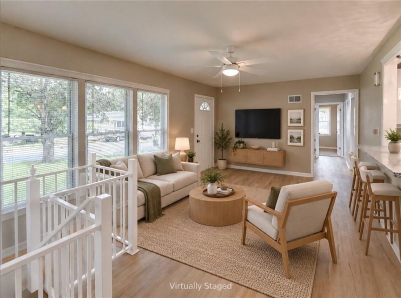 512 NW Lakeview Rd, Blue Springs, MO 64014
