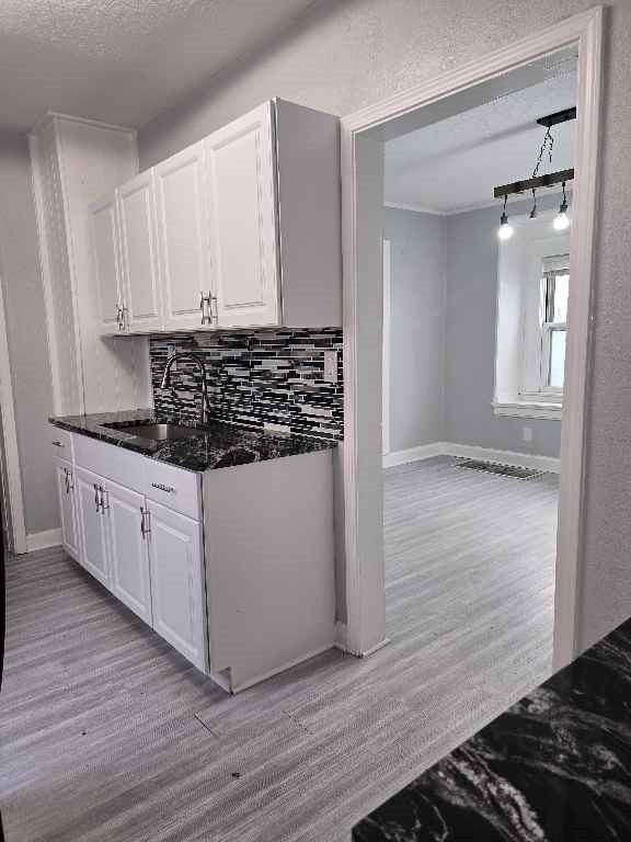 3503 E 25th St, Kansas City, MO 64127