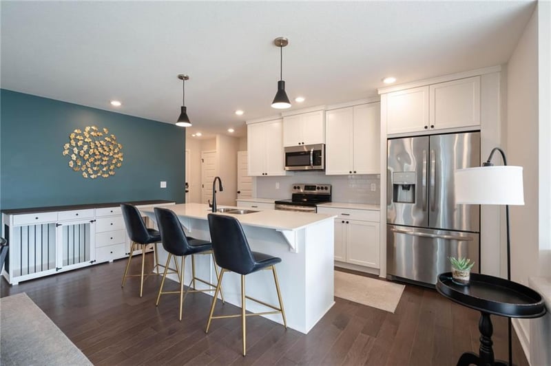 8820 SW 9th St, Blue Springs, MO 64064