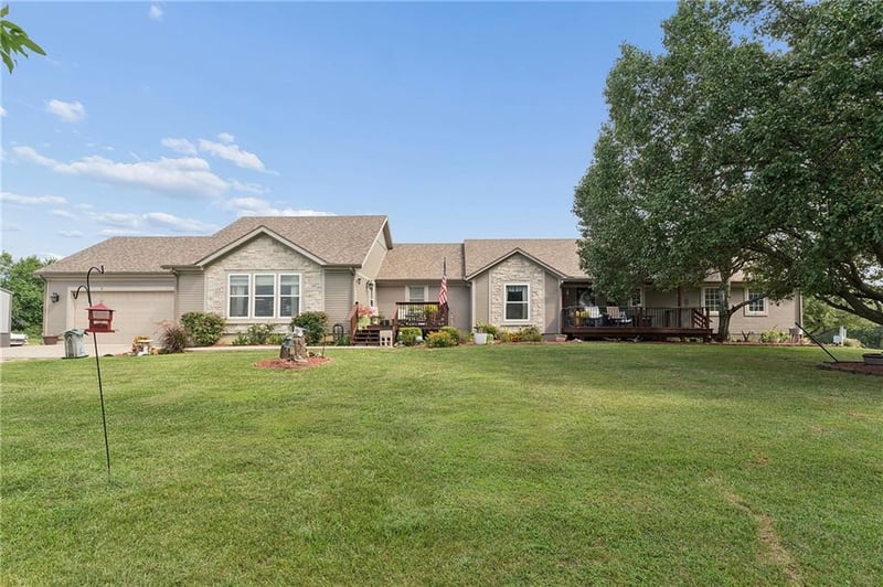 14608 E 263rd St, Harrisonville, MO 64701