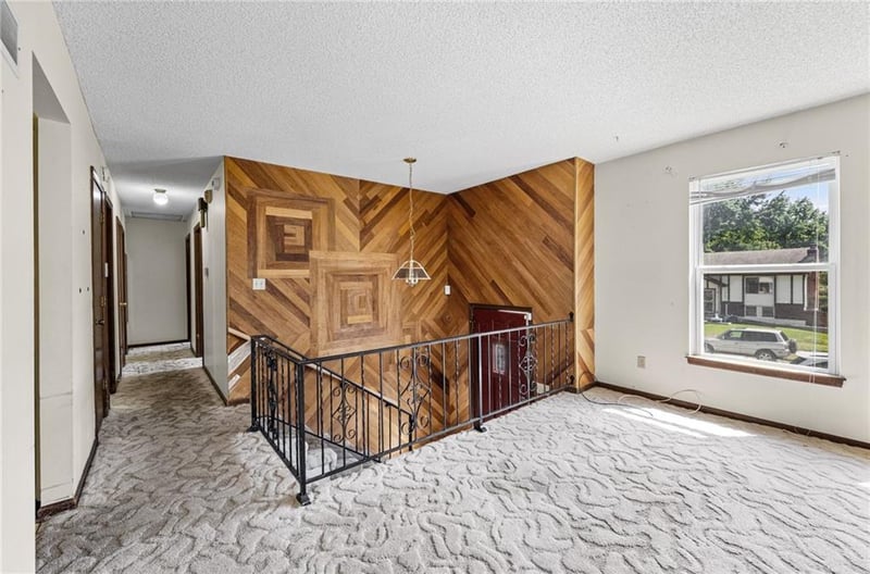 2104 NW 64th Ter, Kansas City, MO 64151