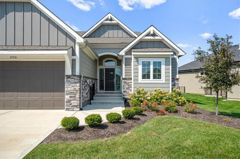 15336 W 173rd Ter, Olathe, KS 66062
