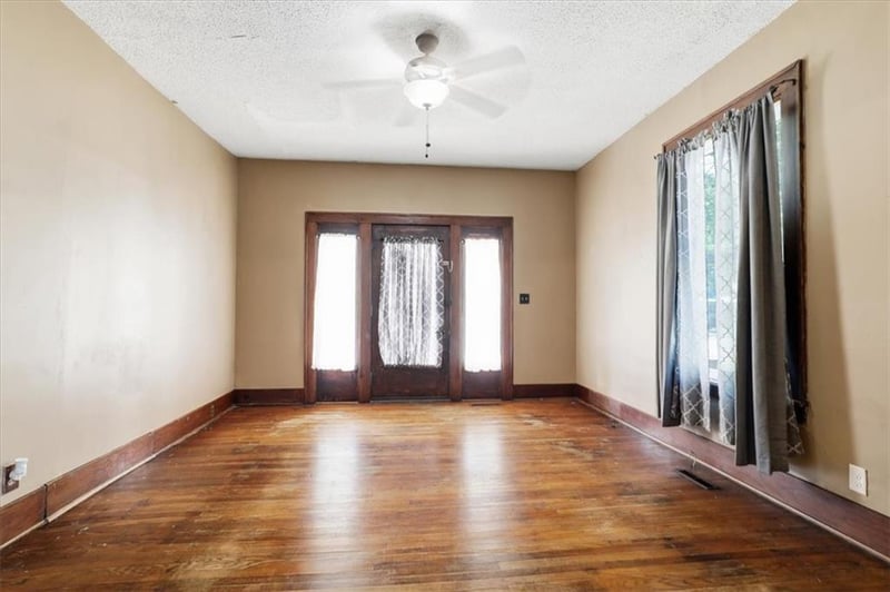209 Maple St, Lathrop, MO 64465