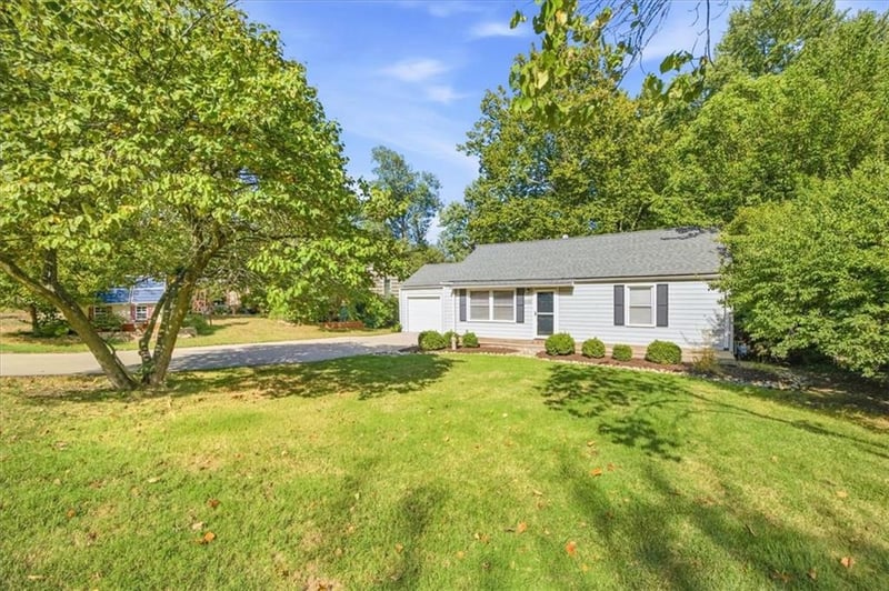 5051 Buena Vista St, Roeland Park, KS 66205