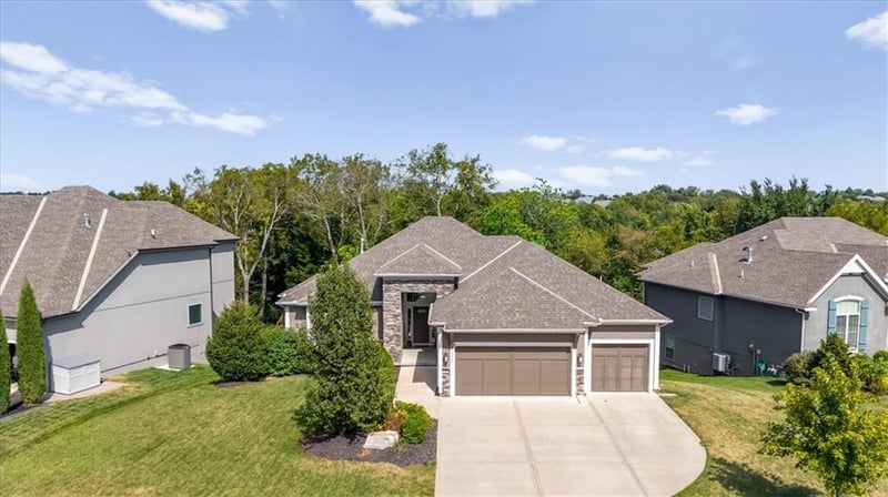 12527 S Hastings St, Olathe, KS 66061
