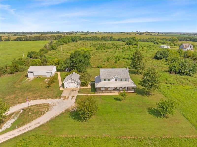 3008 E 355th St, Drexel, MO 64742