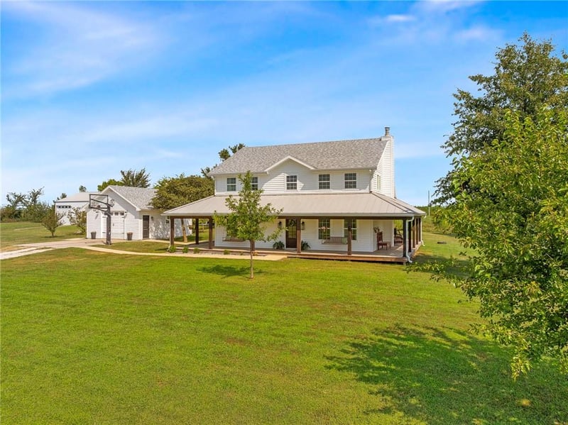 3008 E 355th St, Drexel, MO 64742