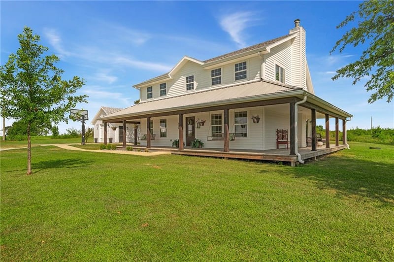 3008 E 355th St, Drexel, MO 64742