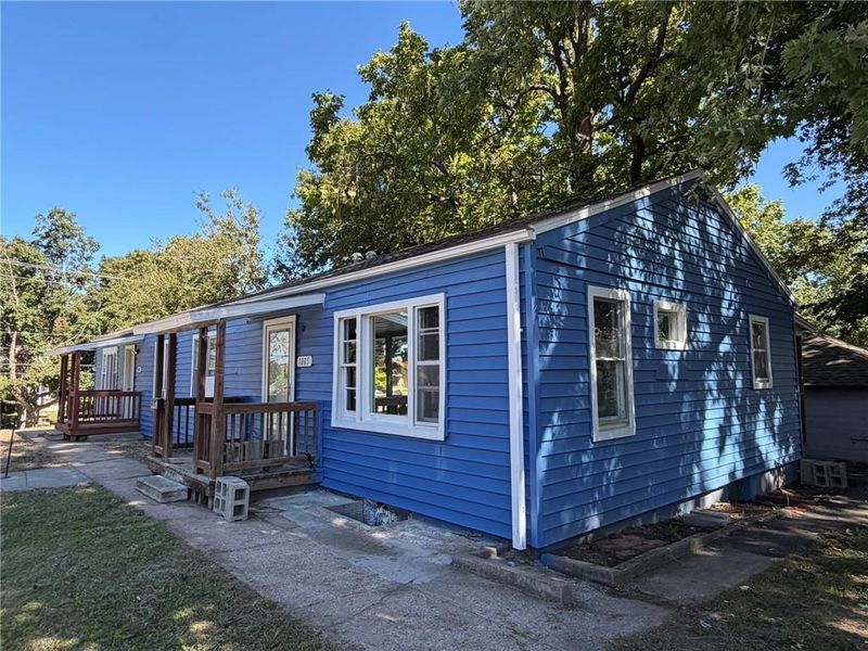 1003-1005 W College St, Independence, MO 64050