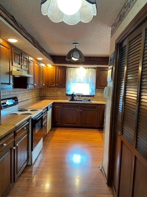 27348 300th St, Maryville, MO 64468
