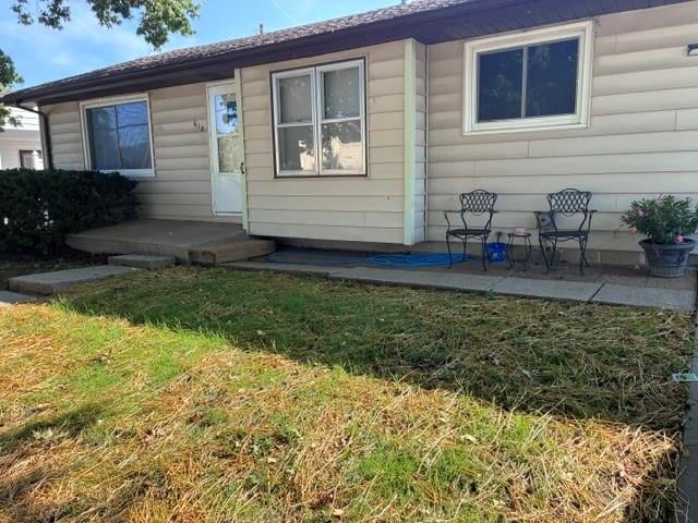 618 N Cherry St, Cameron, MO 64429