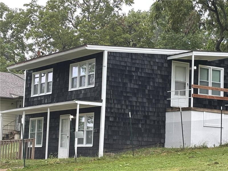 1416 W Waldo Ave, Independence, MO 64050