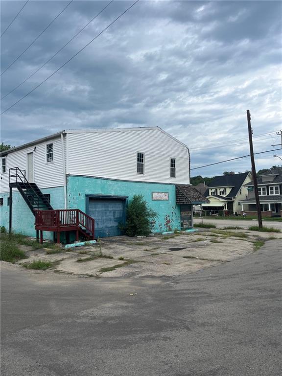3106 Saint Joseph Ave, St Joseph, MO 64505