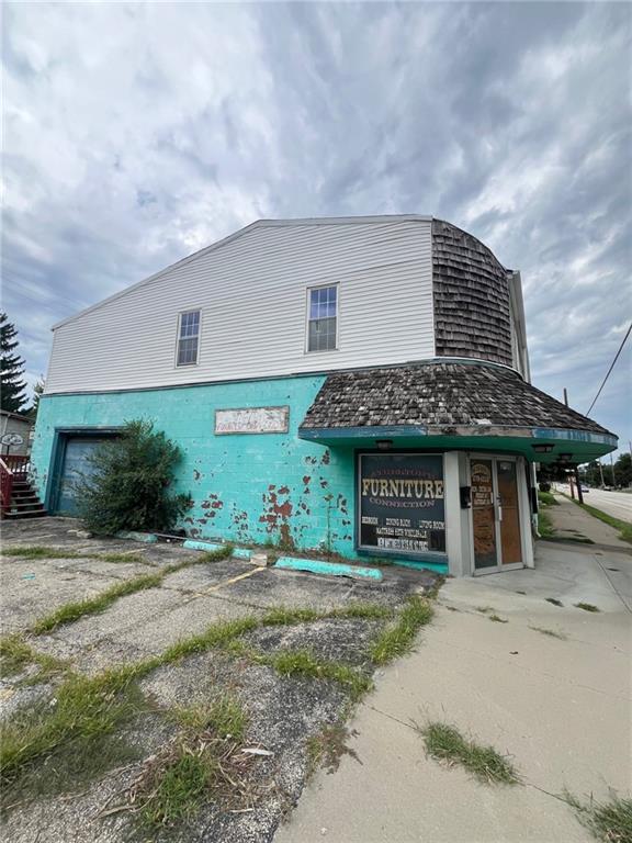 3106 Saint Joseph Ave, St Joseph, MO 64505