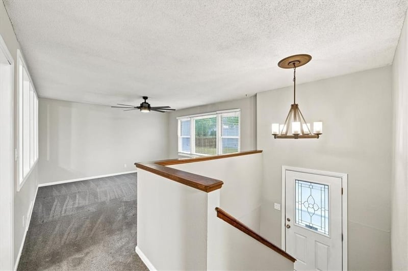 2100 E Taylor Dr, Olathe, KS 66062