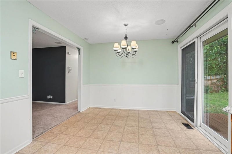 10610 Bellefontaine Ave, Kansas City, MO 64137