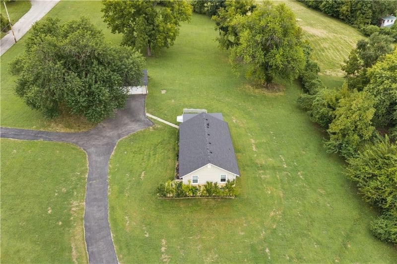 7145 Gibbs Rd, Kansas City, KS 66106
