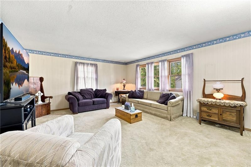 5207 Spring Ave, Kansas City, MO 64133