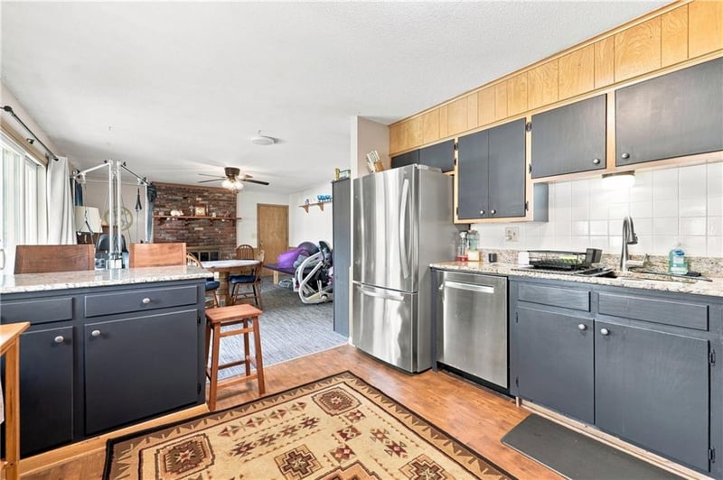 5207 Spring Ave, Kansas City, MO 64133