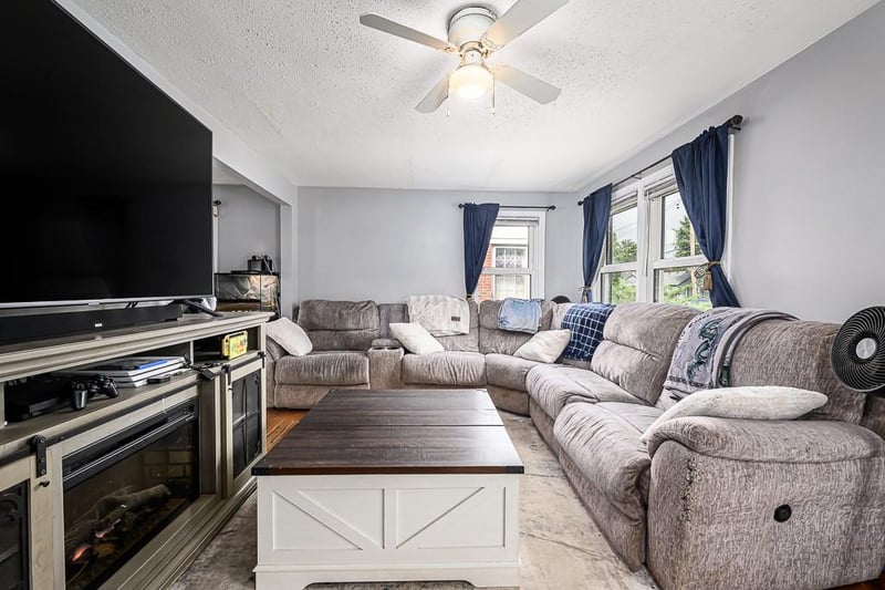 791 Ohio St, Leavenworth, KS 66048