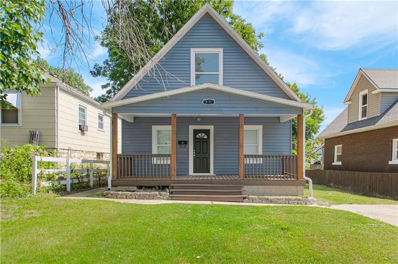 39 S 16th St, Kansas City, KS 66102
