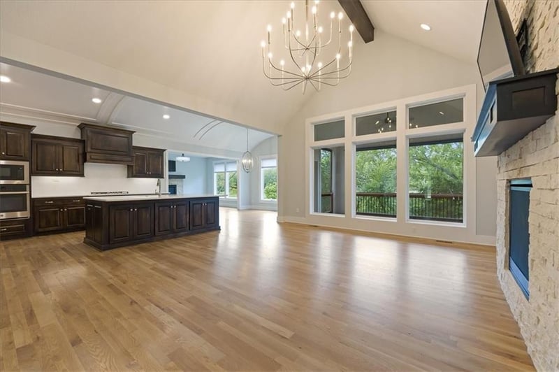 12456 S Barth Rd, Olathe, KS 66061