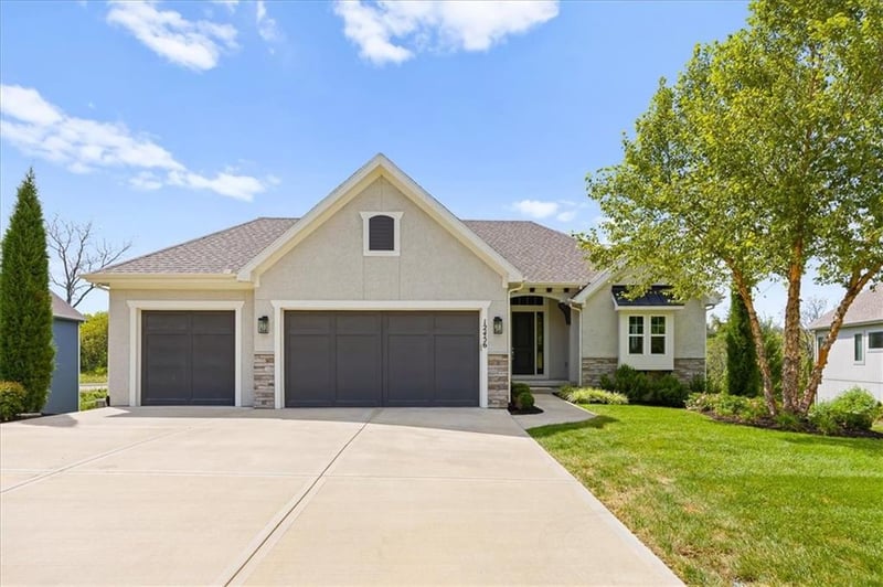 12456 S Barth Rd, Olathe, KS 66061