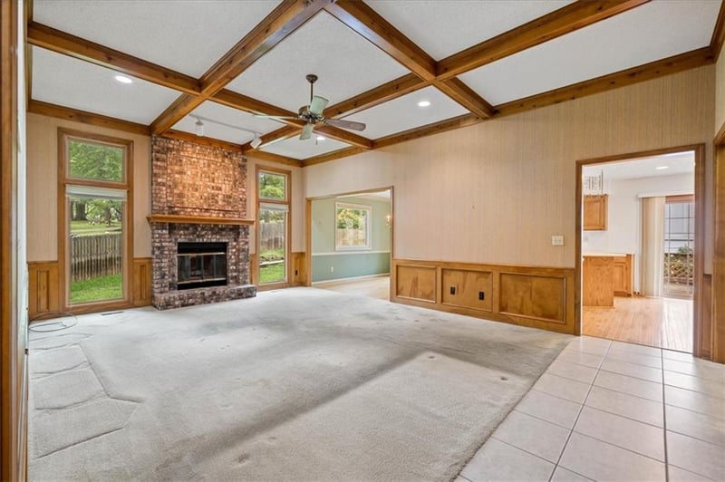 11417 Marty St, Overland Park, KS 66210