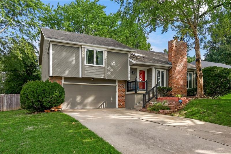 14414 W 94th Ter, Lenexa, KS 66215