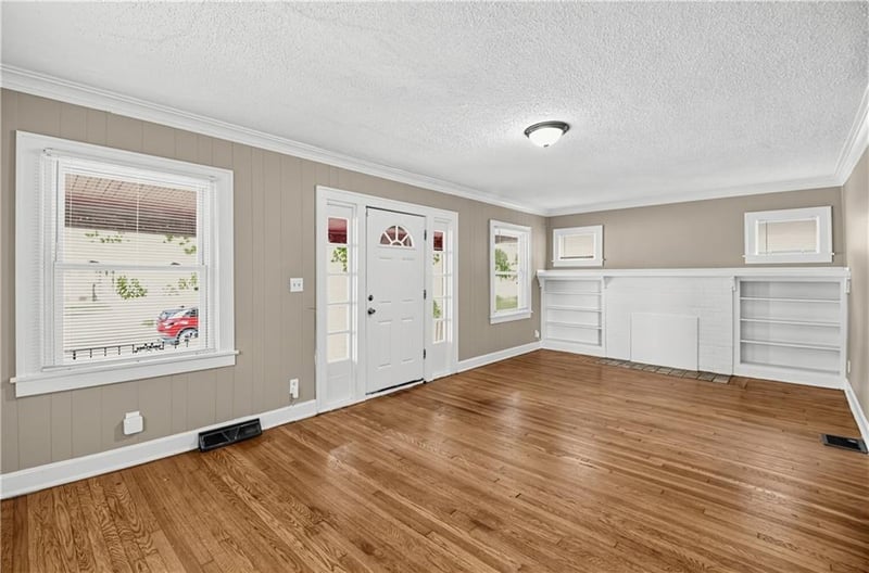 7231 Bales Ave, Kansas City, MO 64132