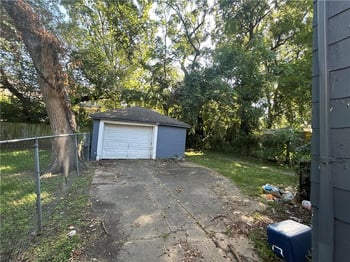 3005 E 32nd St, Kansas City, MO 64128