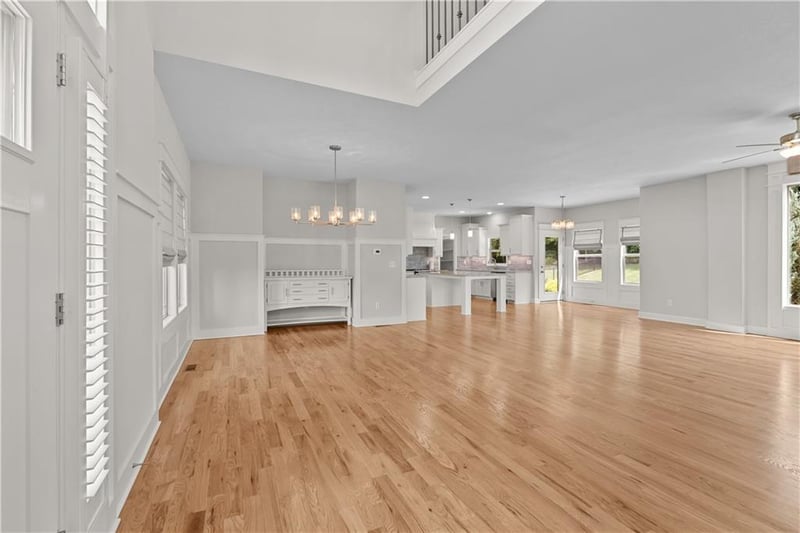 2911 SW Arthur Dr, Lee's Summit, MO 64082