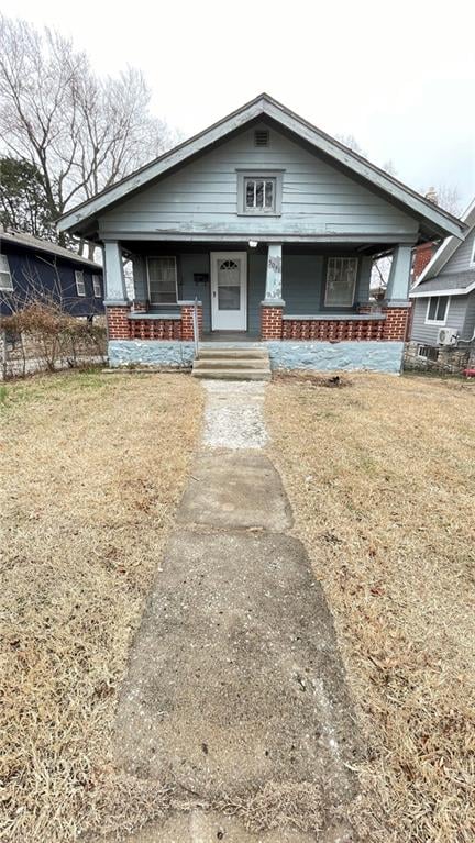 5041 Angnes St, Kansas City, MO 64130