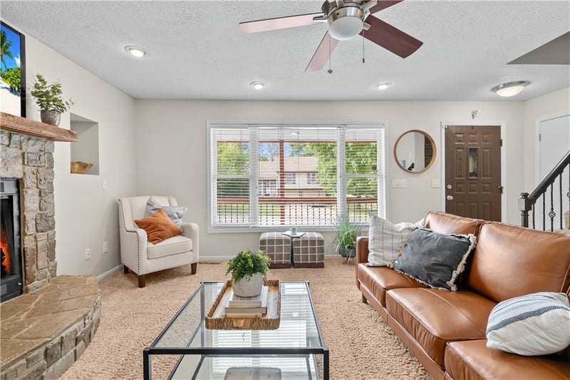 1331 NE Depot Dr, Lee's Summit, MO 64086