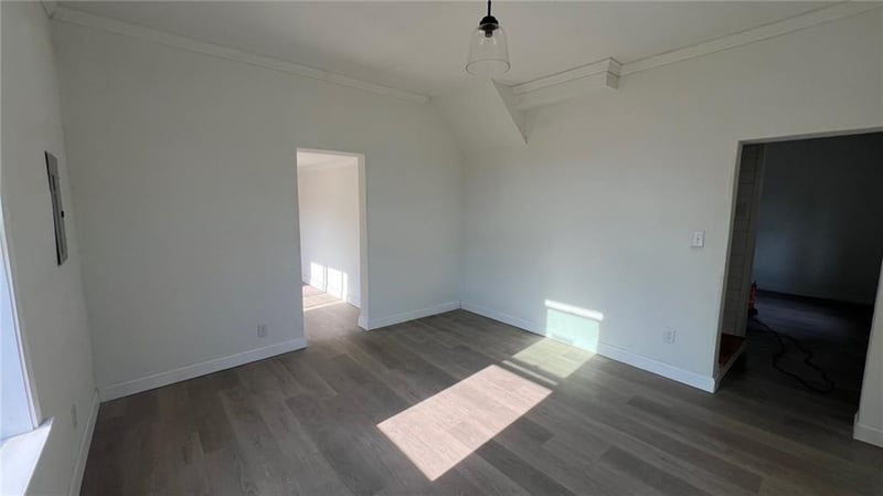 719 W Olive St, Bolivar, MO 65613