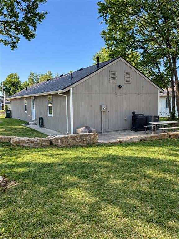 1129 Parker Ave, Osawatomie, KS 66064
