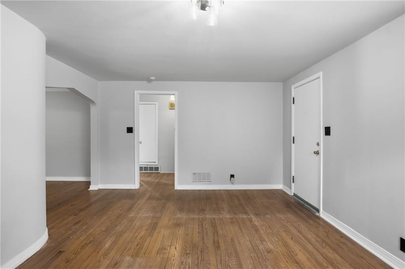 7217 Brooklyn Ave, Kansas City, MO 64132