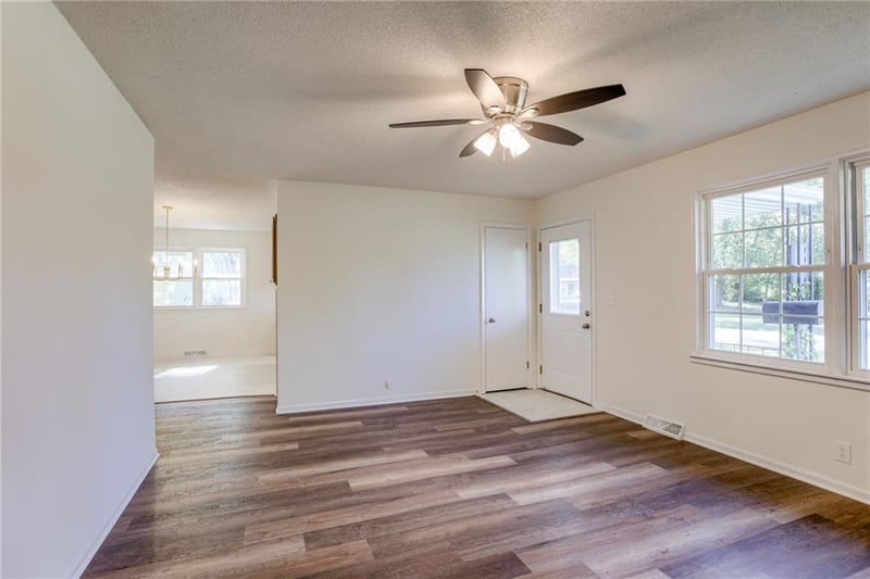 503 Cunningham St, Richmond, MO 64085