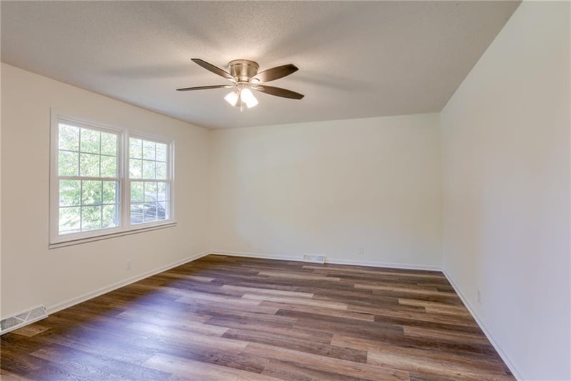 503 Cunningham St, Richmond, MO 64085