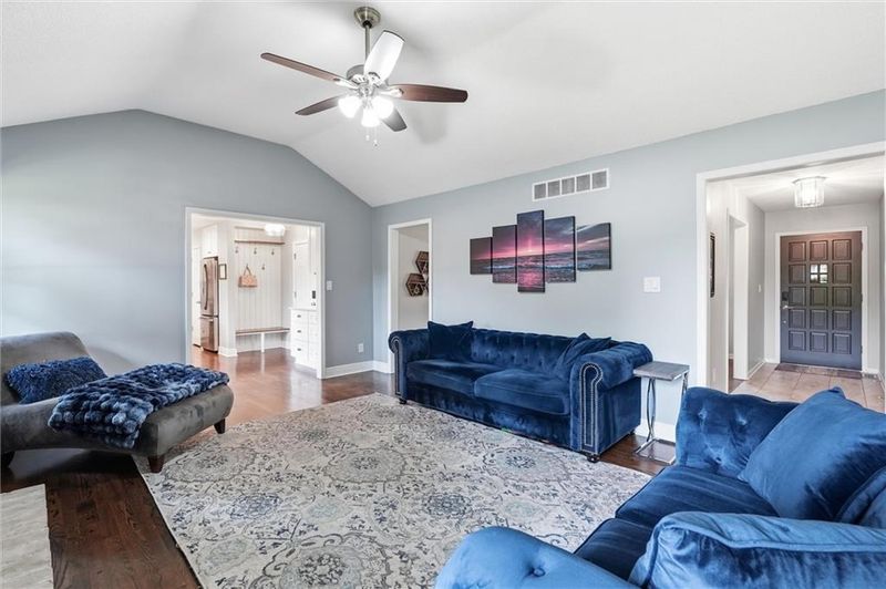 7228 Woodward St, Overland Park, KS 66204