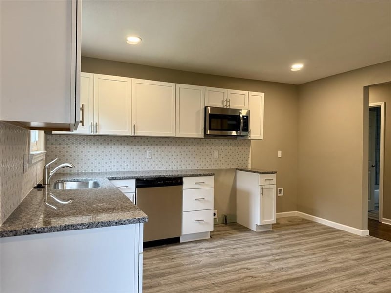 209 NE Hill St, Kansas City, MO 64116