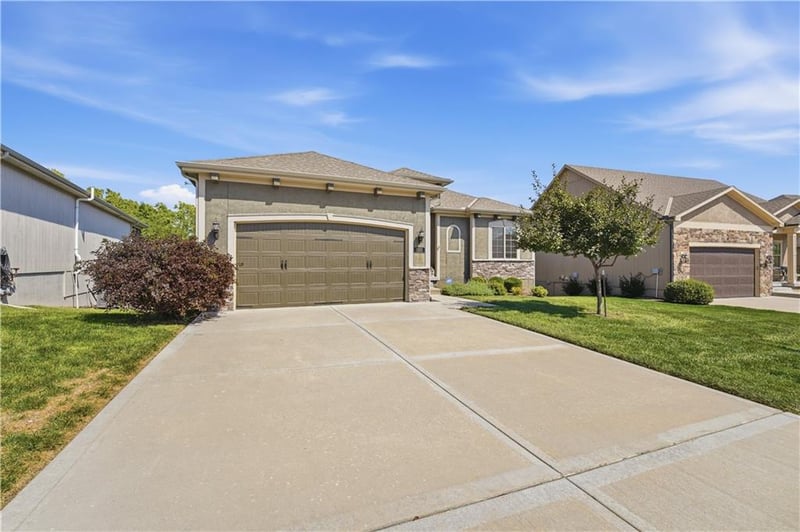 11111 N Euclid Ave, Kansas City, MO 64155